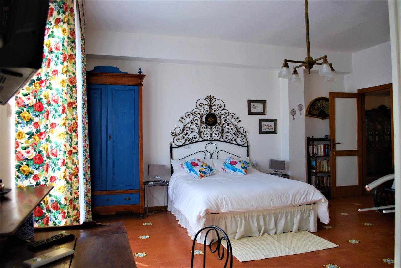 La Terrazza Di Anna Hotel Sassari Kültér fotó