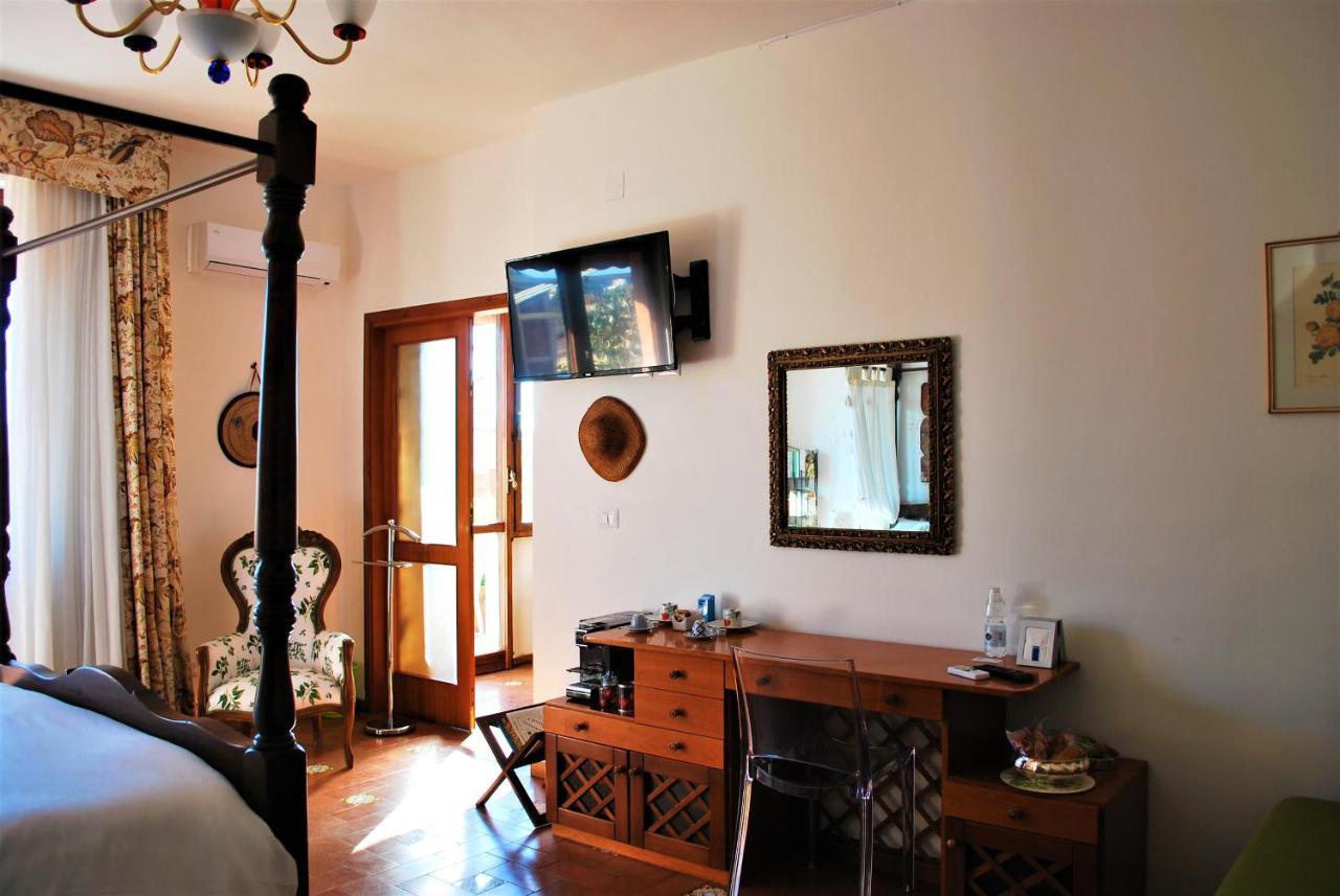 La Terrazza Di Anna Hotel Sassari Kültér fotó