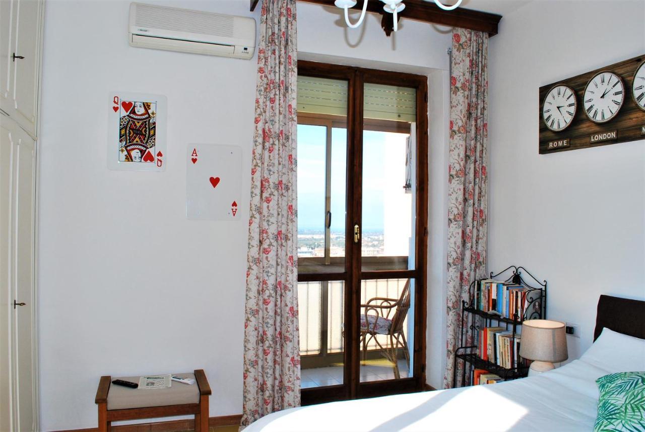 La Terrazza Di Anna Hotel Sassari Kültér fotó