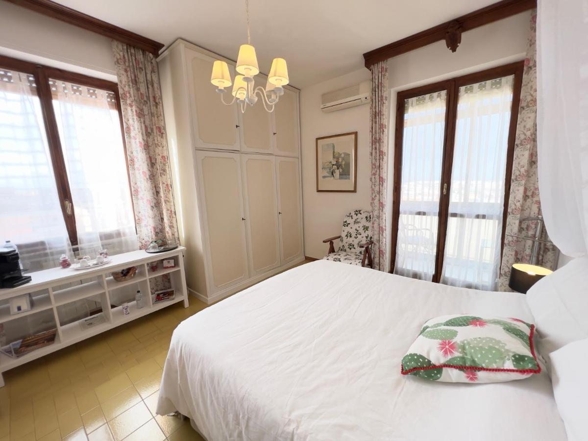 La Terrazza Di Anna Hotel Sassari Kültér fotó