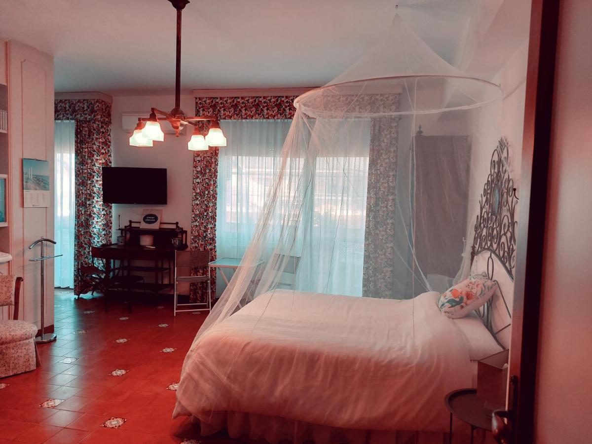 La Terrazza Di Anna Hotel Sassari Kültér fotó